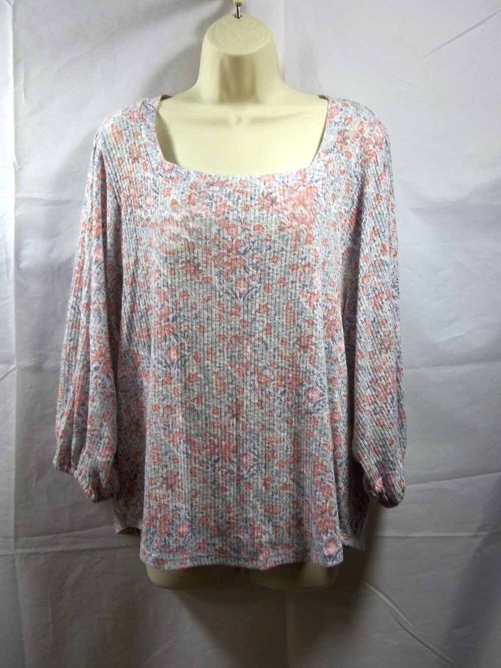 LC Lauren Conrad Womens Shirt Top Blouse Size XL Floral Gray Multi Color